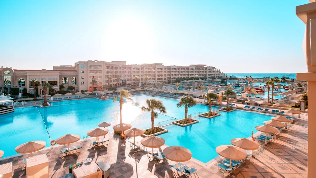 الفندق الباتروس وايت بيتش ريزورت - الغردقة